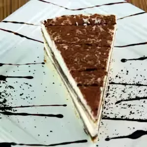 Tiramisu Cake